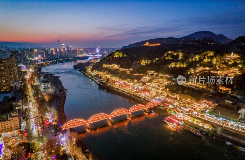 黄河两岸 兰州城的日与夜