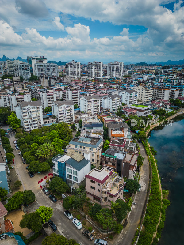 桂林小东江周边城市建筑