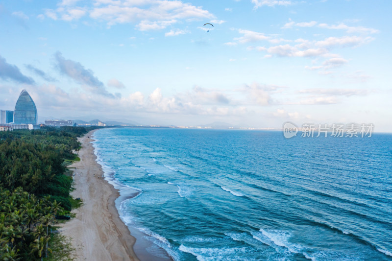 海南省三亚市海棠区海棠湾沙滩海浪航拍