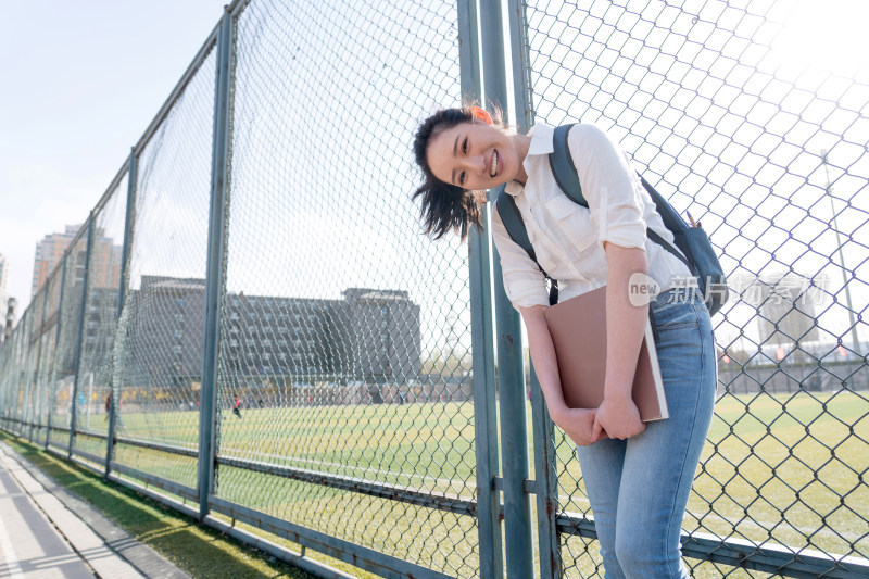 青年女大学生