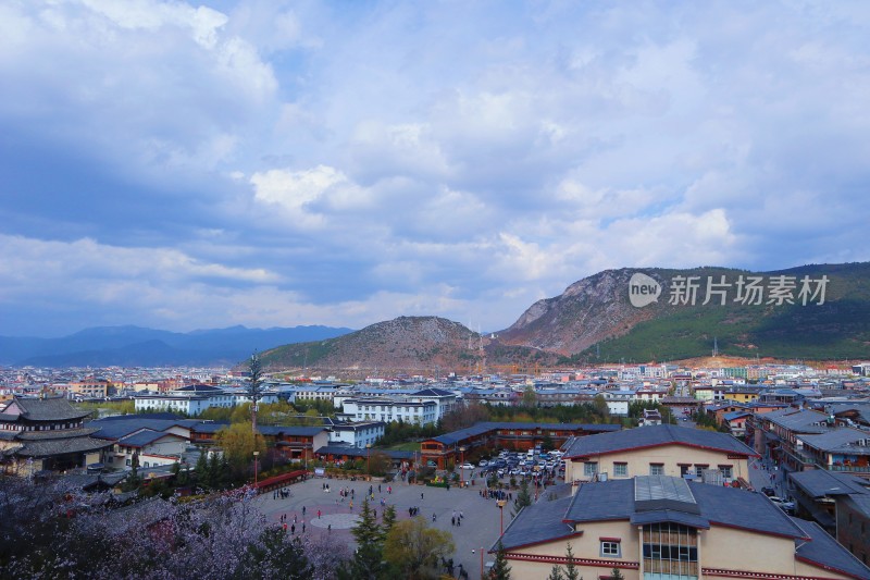 大佛寺山顶的风景