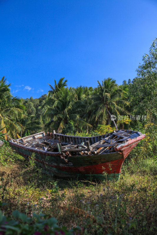 海南岛废弃木船