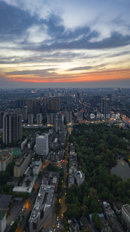 航拍成都市区日落夜景都市风光