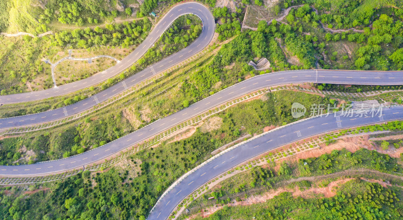 航拍山间盘山路