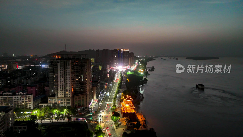 航拍湖北鄂州沿江大道夜景交通