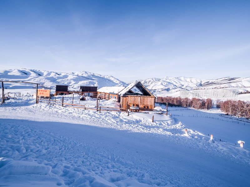 新疆阿勒泰白哈巴村冬季雪景