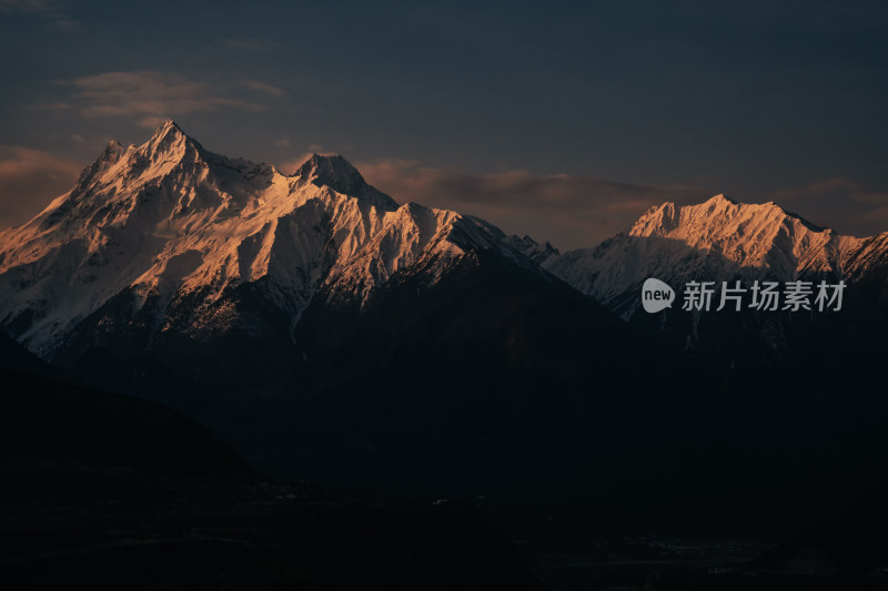 西藏雪山风光