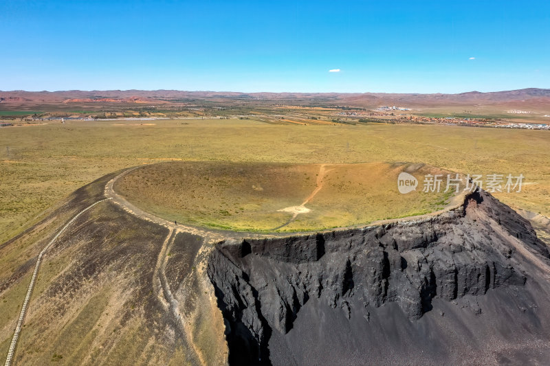 内蒙古乌兰布统乌兰哈达黑色火山群航拍