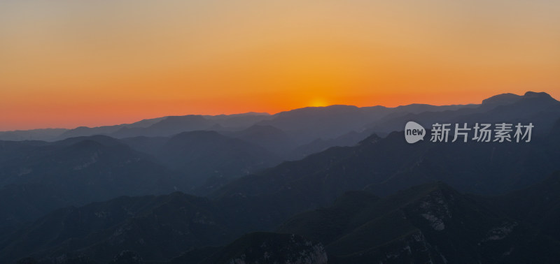 河南省焦作市太行山云台山夕阳风光