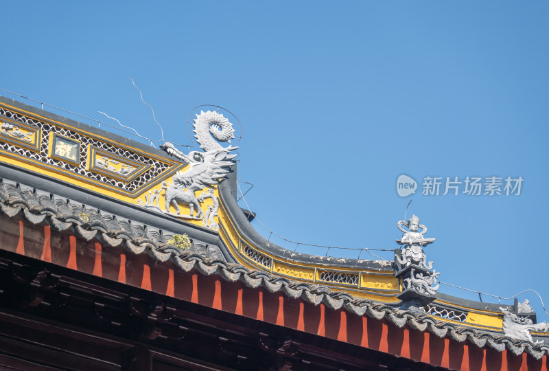 佛教寺庙屋顶装饰-苏州西园寺