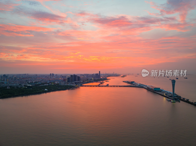 上海吴淞口国际邮轮港港口码头