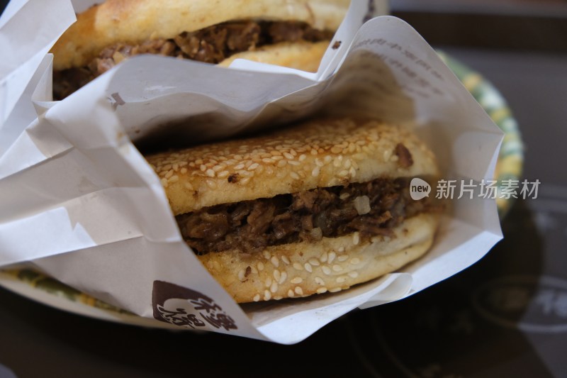 包装好的肉馅烧饼特写