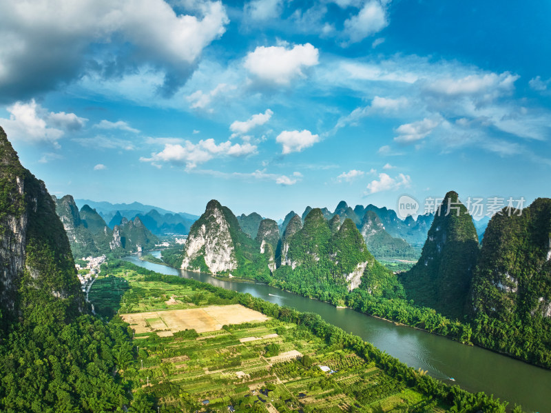 桂林九马画山风光美景