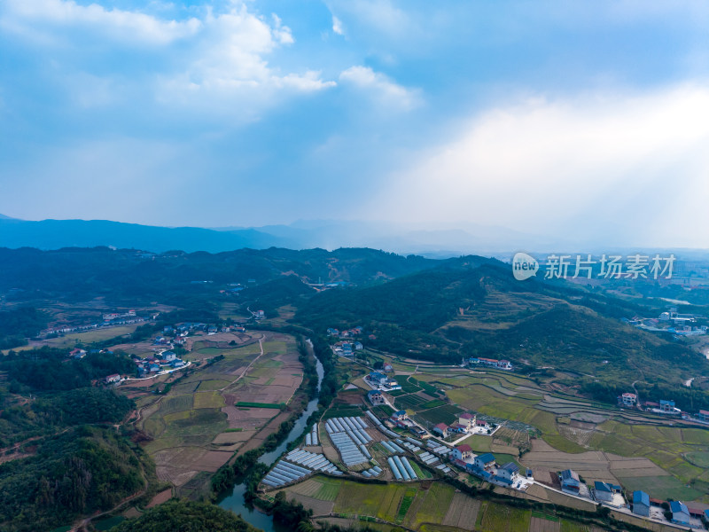 湖南山川丘陵农田乡村航拍图