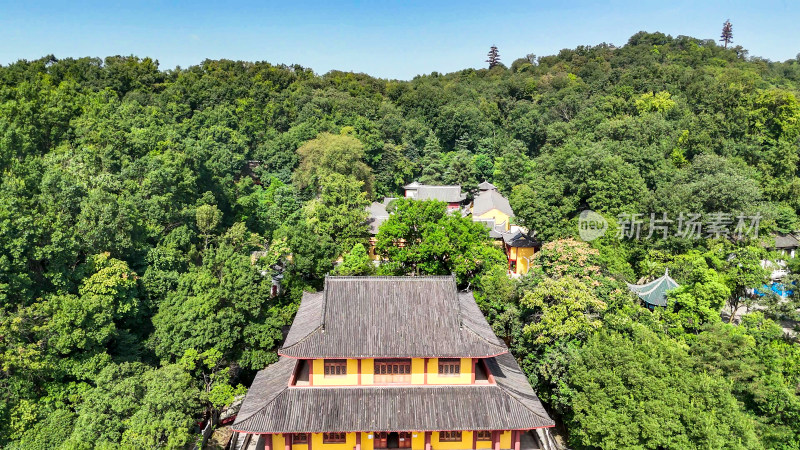 航拍湖北鄂州西山古灵泉寺