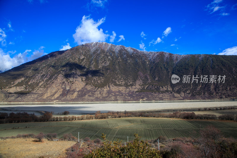 西藏林芝尼洋河佛掌沙丘雅尼国家湿地公园