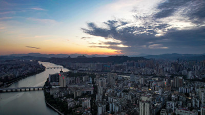 广东韶关城市日落晚霞夕阳夜幕降临航拍