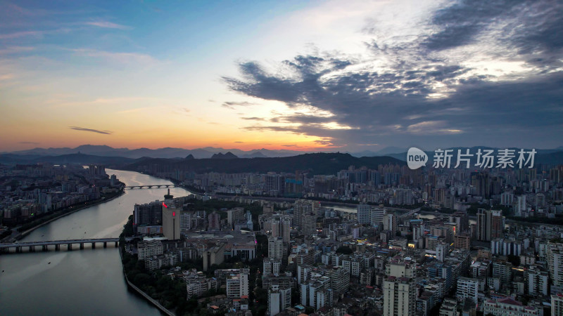 广东韶关城市日落晚霞夕阳夜幕降临航拍