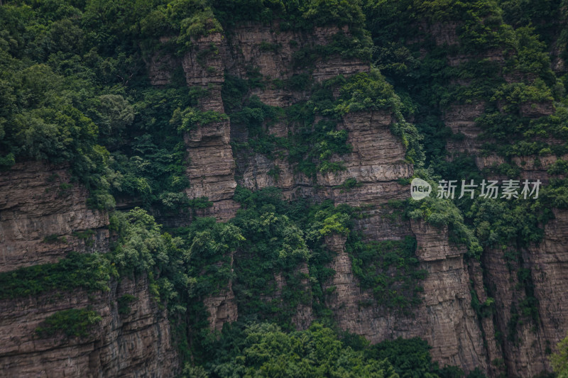 太行山山谷岩石悬崖自然风景