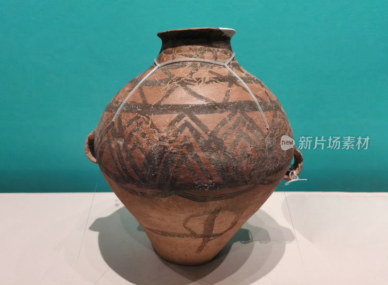 成都博物馆汉字中国展 马家窑文化 彩陶壶