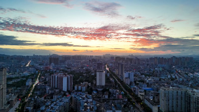 玉林城市清晨日出彩霞航拍图