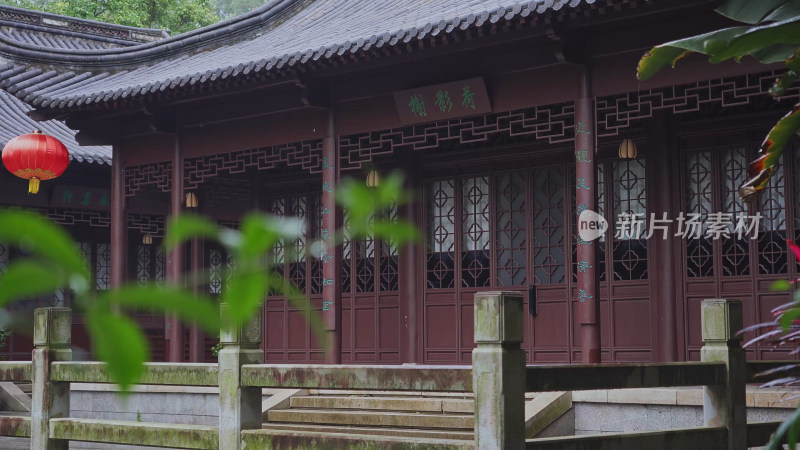 园博园雨天江南园林建筑雨天氛围