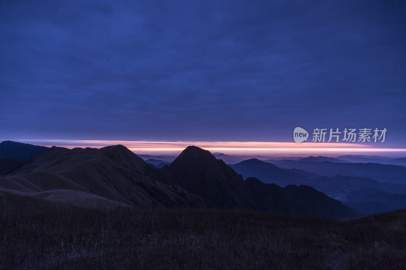 江西武功山日出