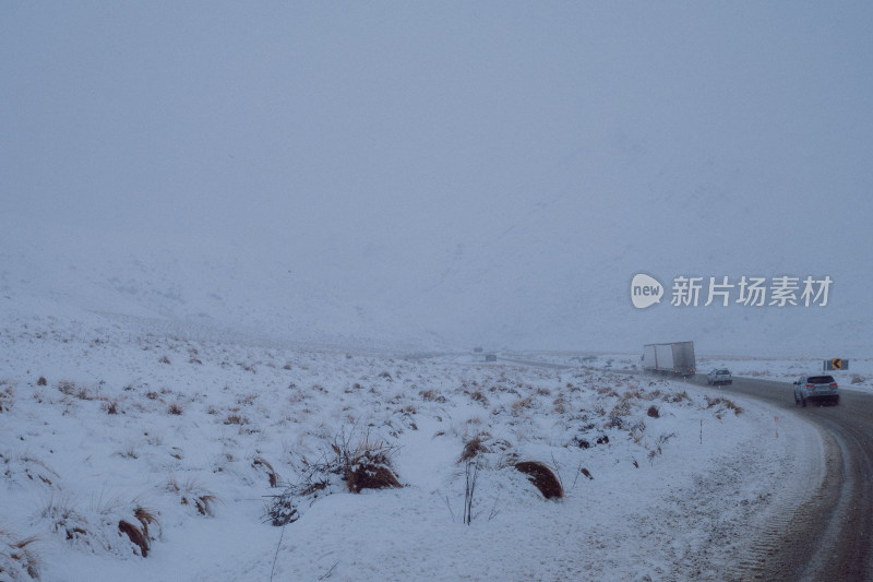 Lake Tekapo蒂卡波湖农场雪景