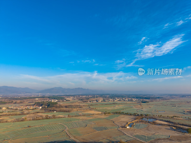 城郊农田及建筑航拍景象