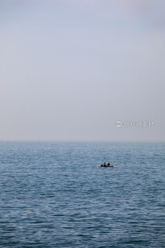 山东青岛第三海水浴场海滨海岸海滩海天景观