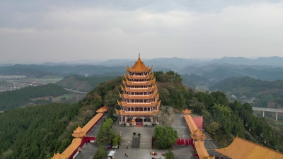 航拍四川遂宁灵泉寺风景区