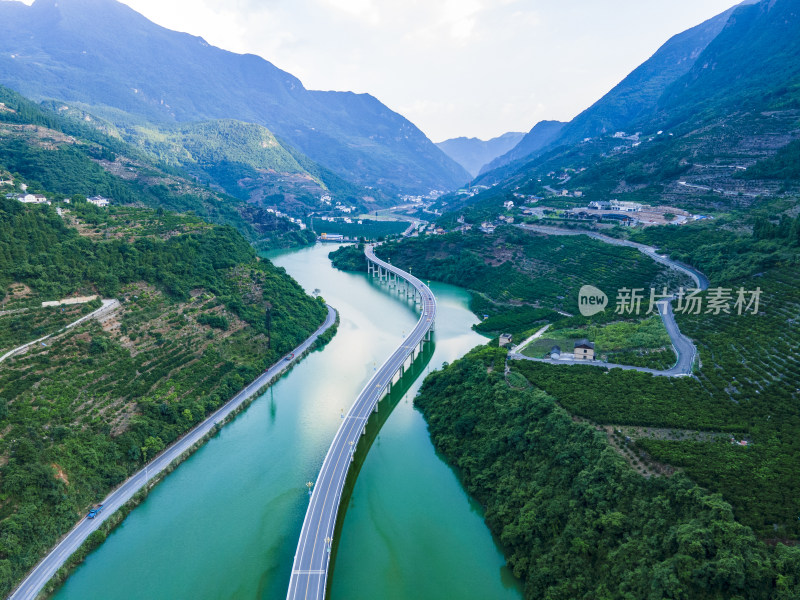 中国最美水上公路航拍