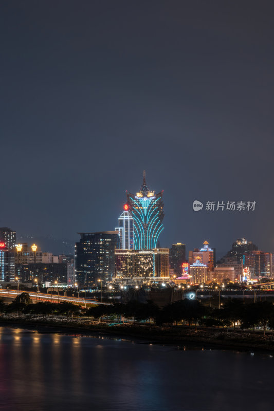 澳门半岛新葡京澳门塔CBD晚霞夜景