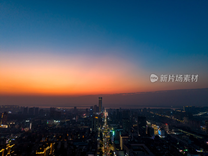 岳阳夜景交通航拍图