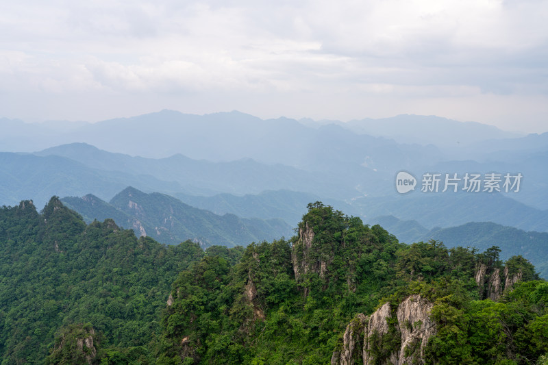 河南洛阳栾川老君山大山山脉特写