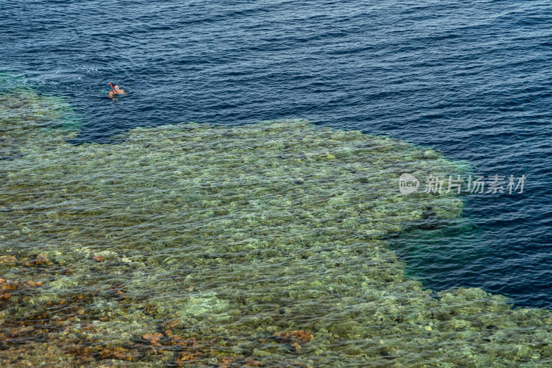 潜水圣地红海蓝洞