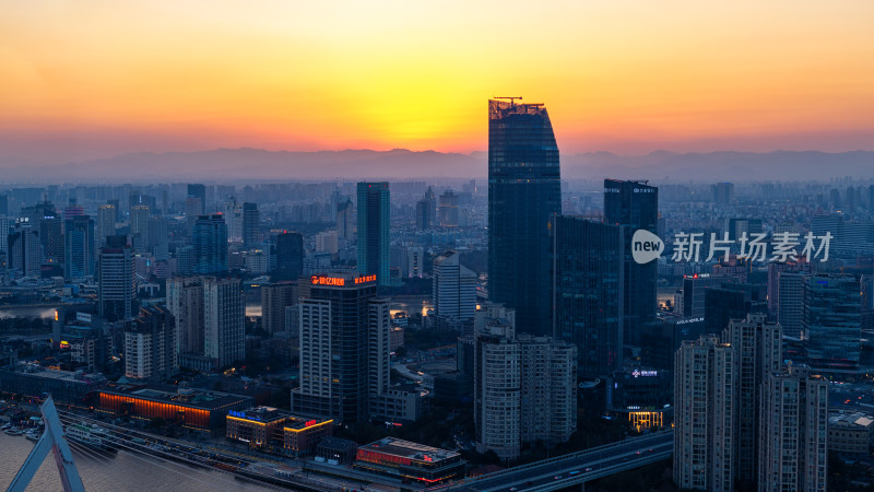 宁波老外滩绿地中心