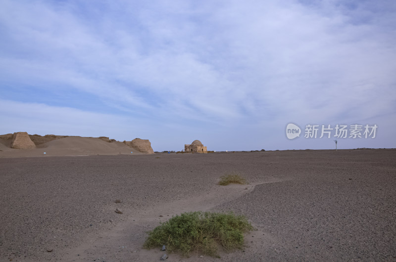 内蒙古阿拉善额济纳旗黑城遗址旅游景区