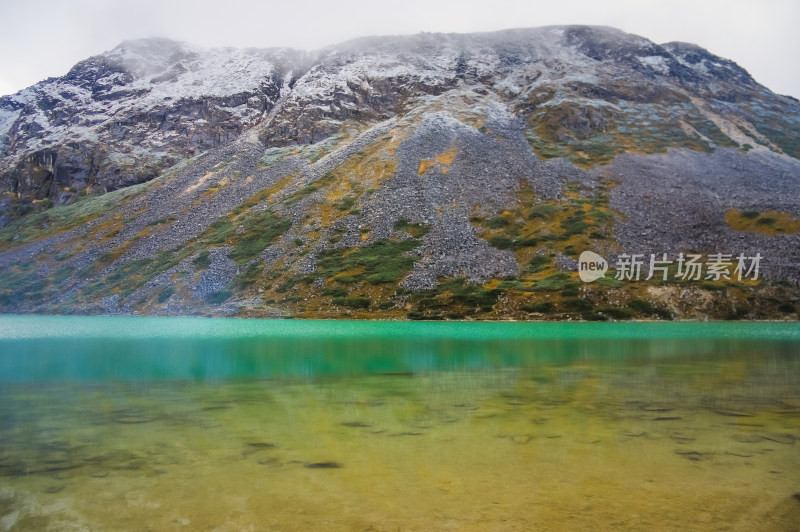 西藏山南山水自然风景