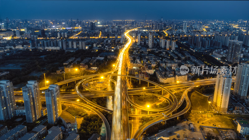 天津中石油立交桥夜景