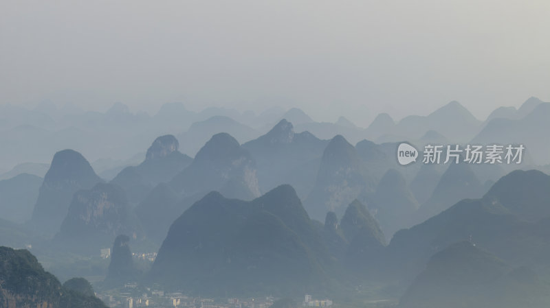 广西桂林山水水墨中国风