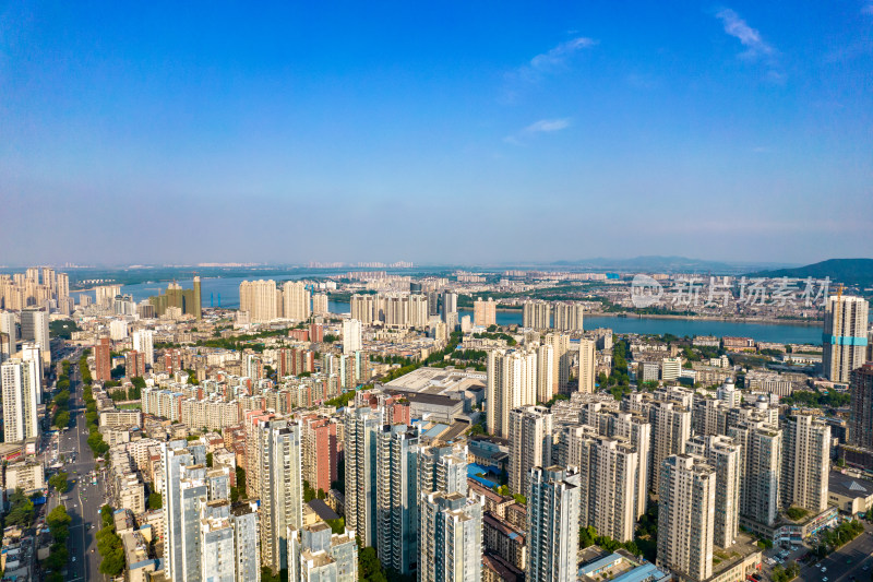湖北襄阳城市高楼建筑航拍图