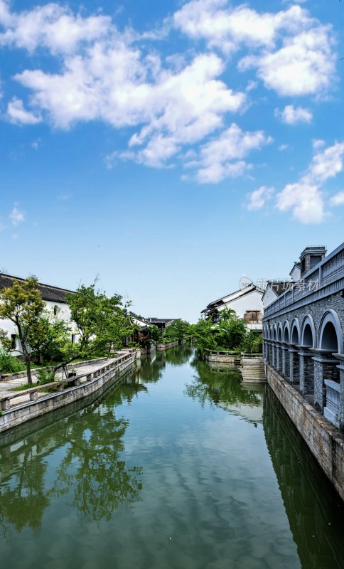 江南水乡河道古建筑景观