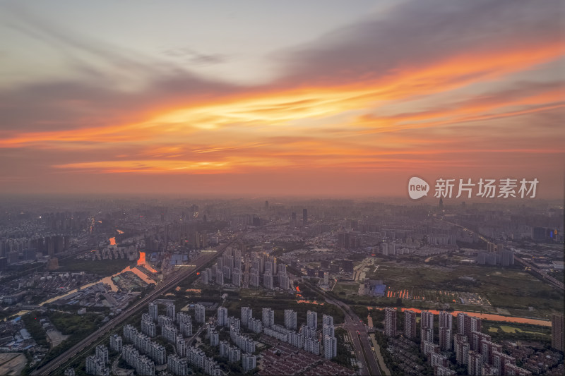 江苏省常州市城市晚霞特写航拍