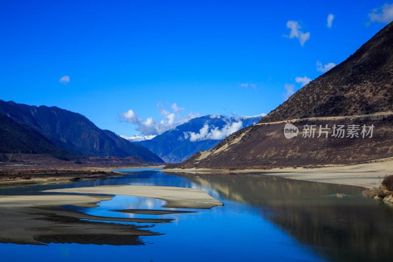 西藏林芝尼洋河佛掌沙丘雅尼国家湿地公园