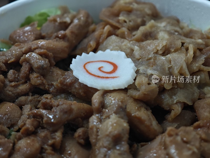 日式鸡肉盖饭特写