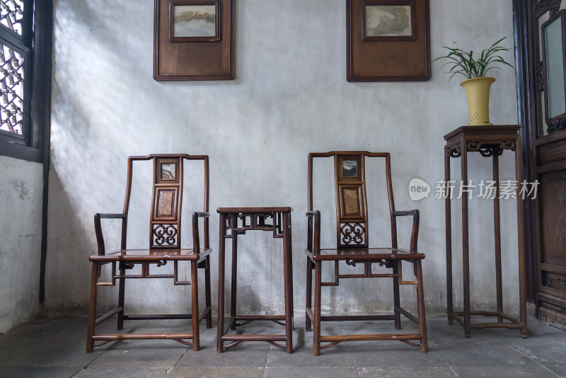 苏州拙政园古典风格中式家具椅子桌子太师椅