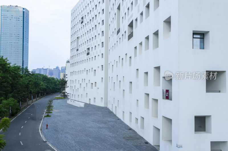 深圳大学校园教学楼白色现代城市建筑网红楼