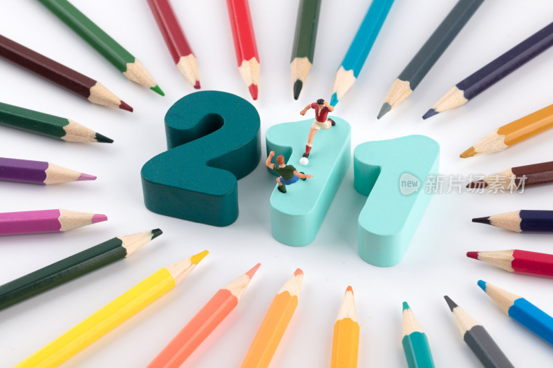 微缩创意报考211高校的竞争