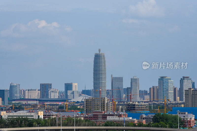 夏季白天郑州郑东新区CBD城市风光